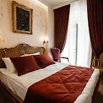 Moncastro бутік-готель Otel *
