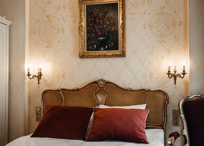 Hotel Moncastro бутік-готель *