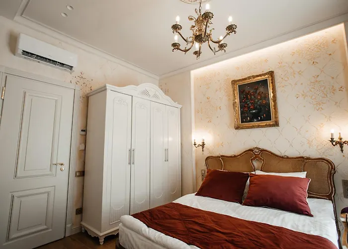 Hotel Moncastro бутік-готель